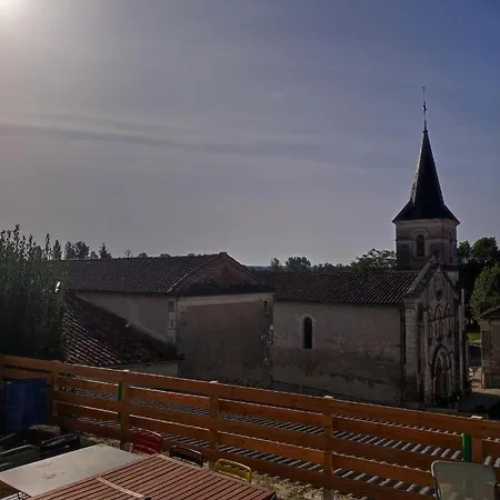 Pretty Renovated Townhouse With Relaxing Terrace And Petanque Court Laprade (Poitou-Charentes)